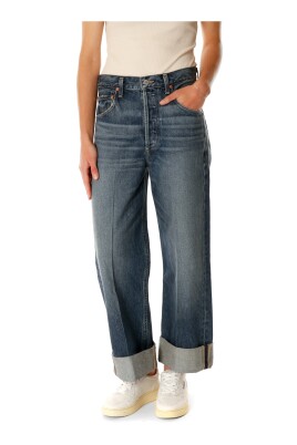 baggy-straight-fit-jeans