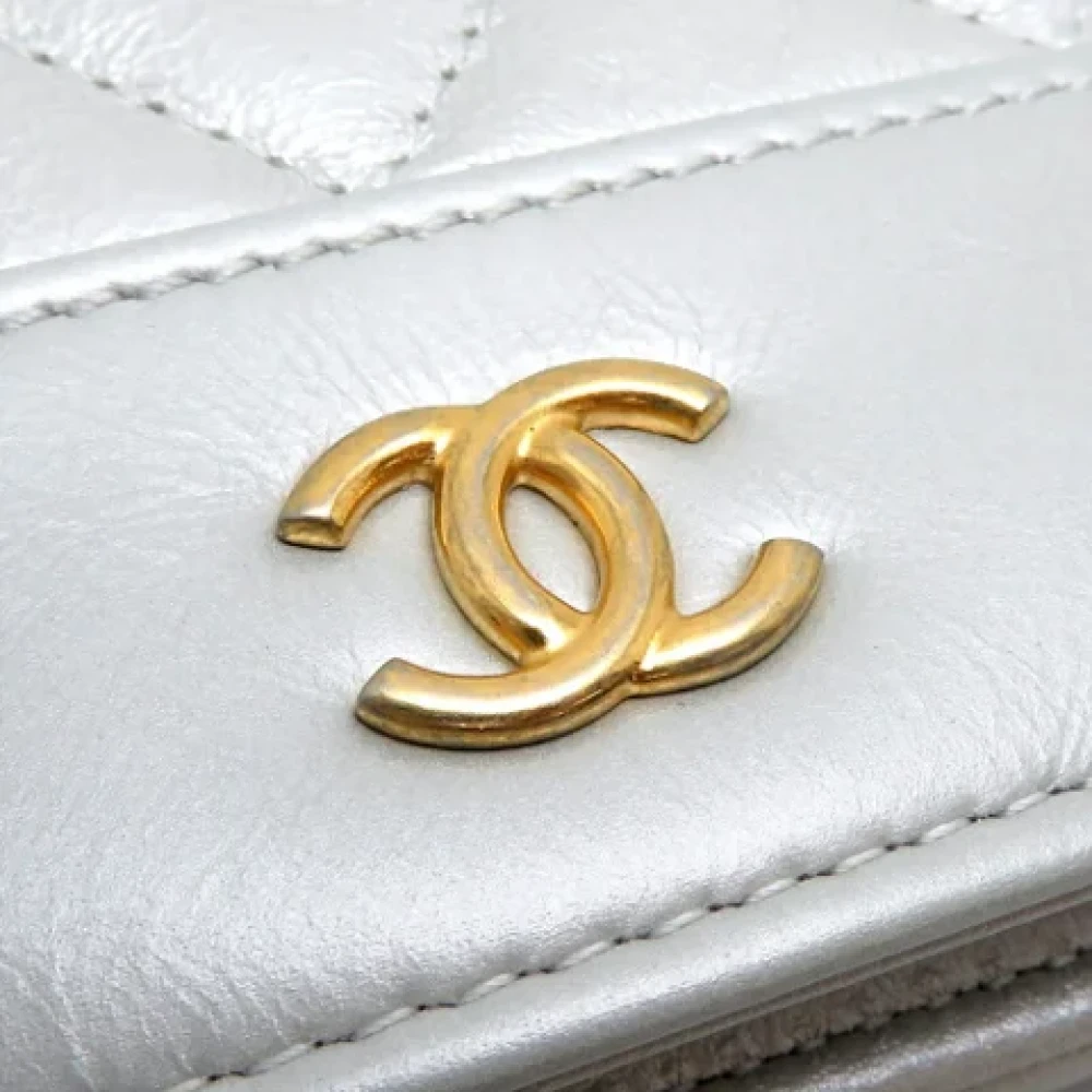 Chanel Vintage Pre-owned Leather shoulder-bags Gray Dames