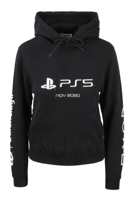 boxy-hoodie-for-playstation-fans