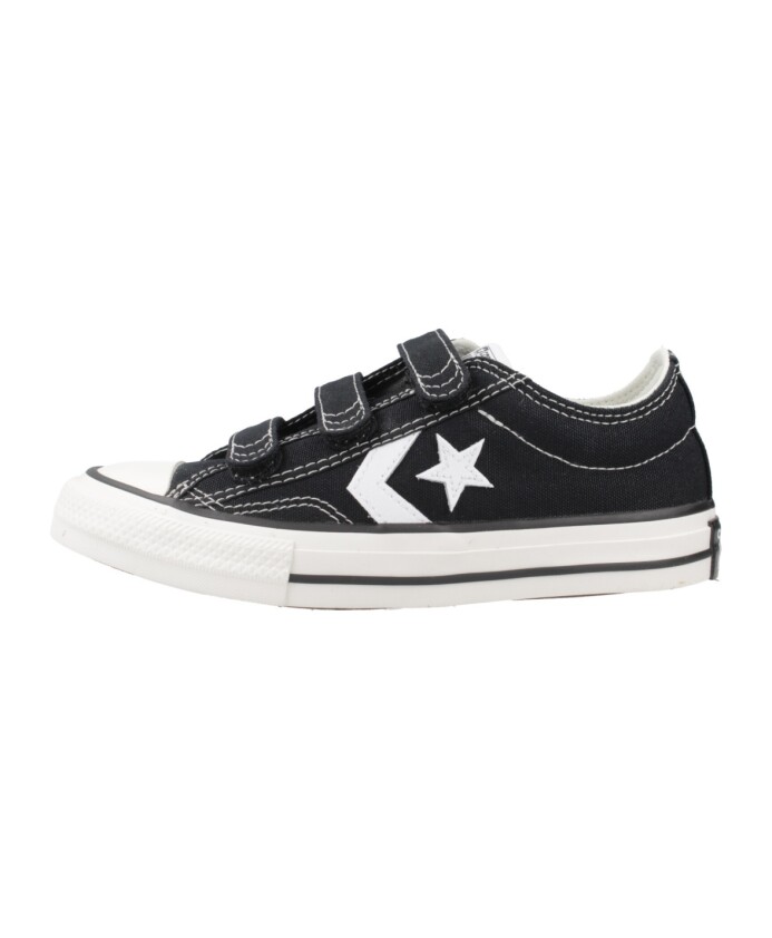star-player-easy-on-sneakers