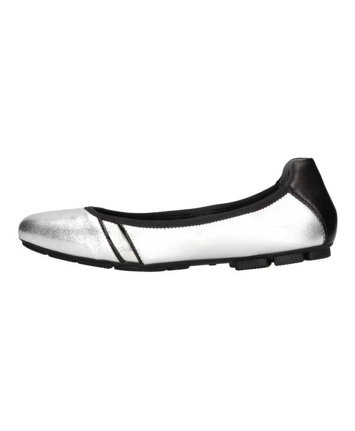 chaussures-plates-argent