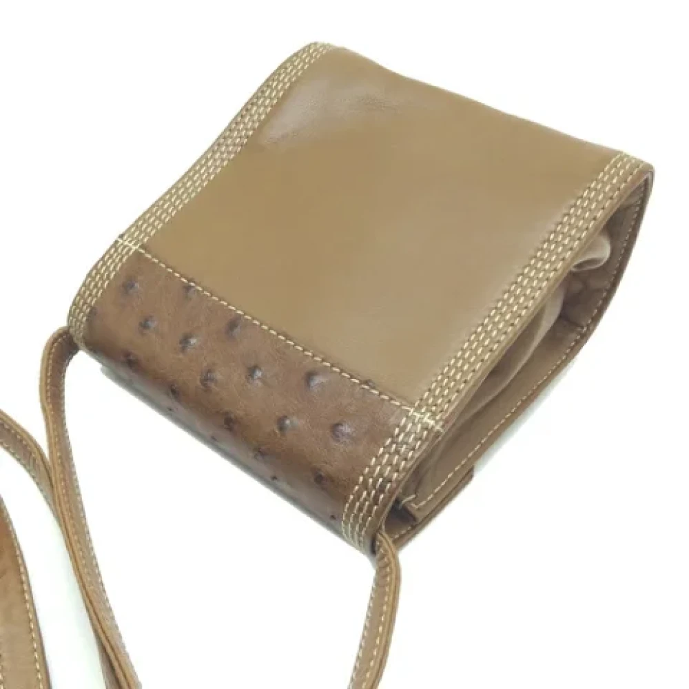 Loewe Pre-owned Fabric shoulder-bags Brown Dames