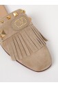 mules-beige-a-franges-en-daim