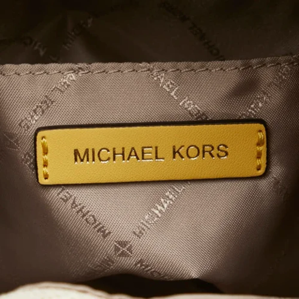 Michael Kors Pre-owned Leather handbags Yellow Dames