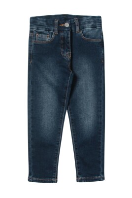 slim-fit-jeans