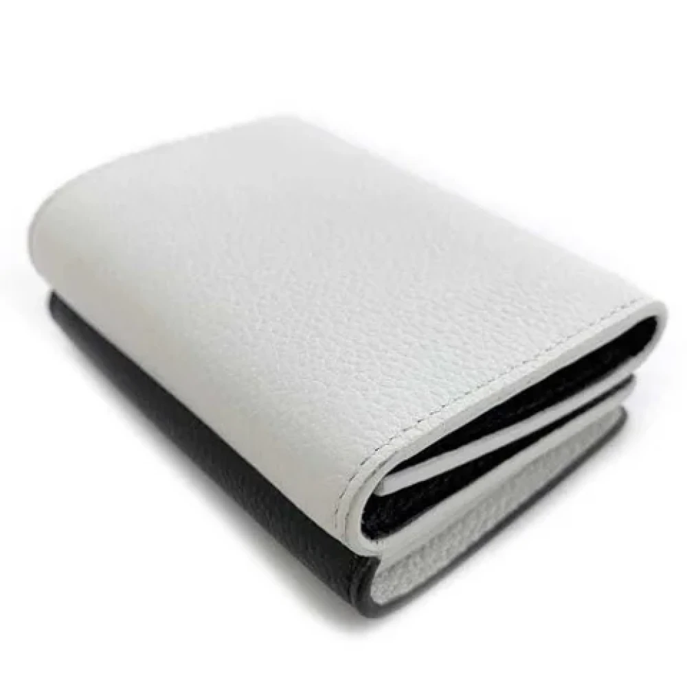Yves Saint Laurent Vintage Pre-owned Leather wallets Black Dames