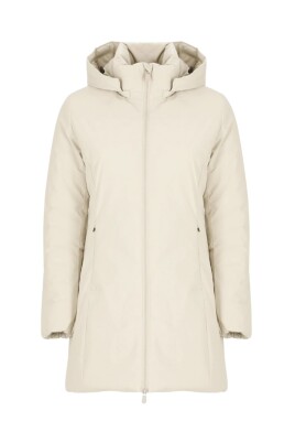 beige-winter-coat-rachel-model