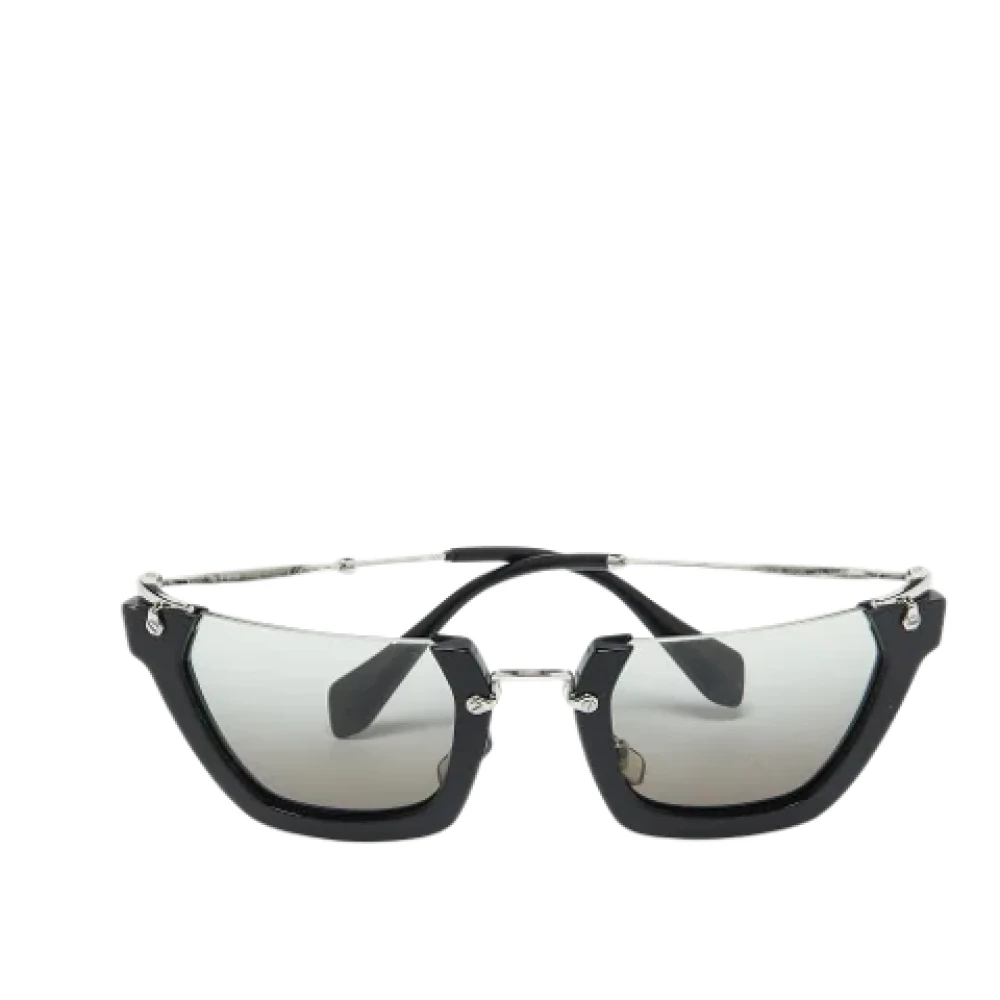 Miu Pre-owned Acetate sunglasses Gray Dames