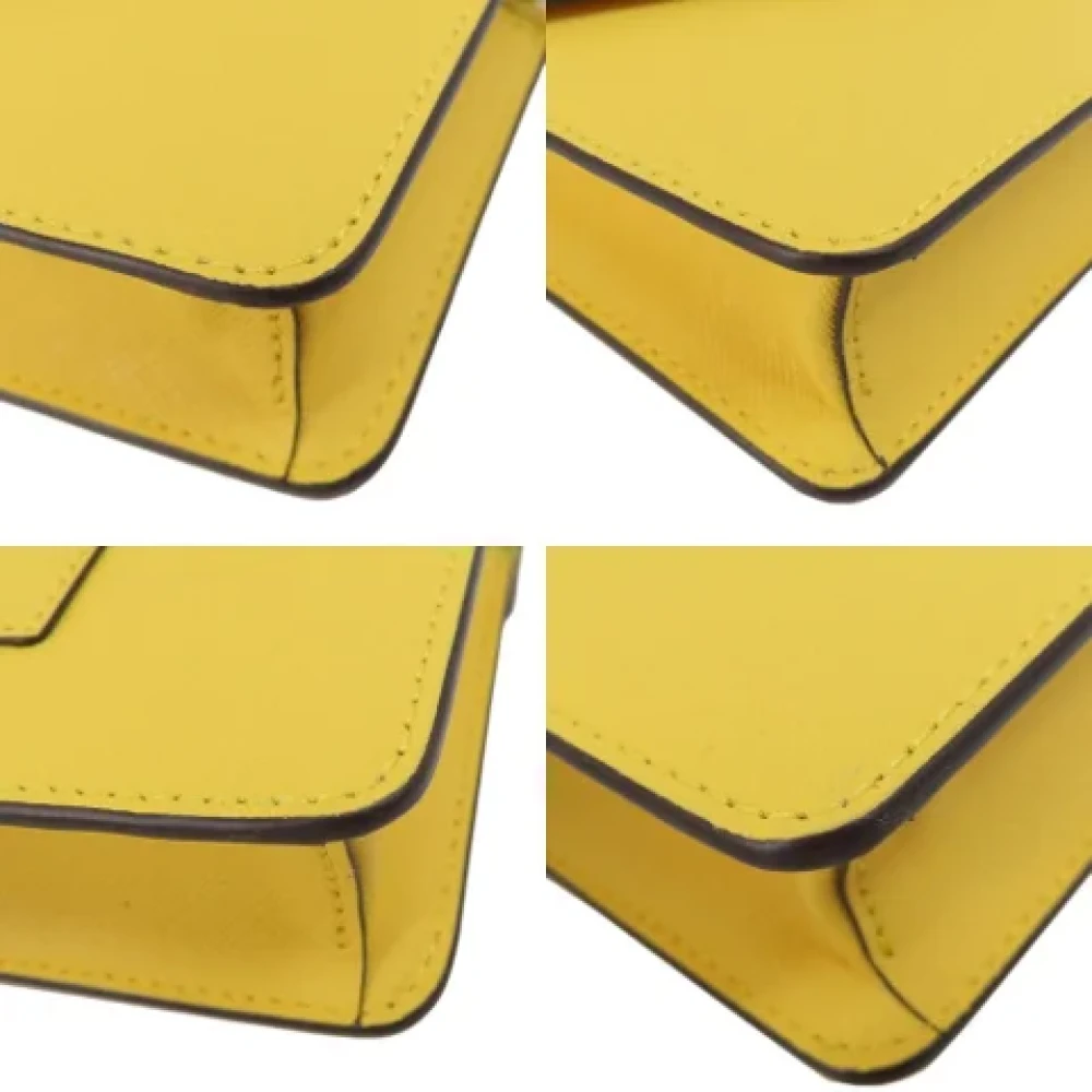 Michael Kors Pre-owned Leather shoulder-bags Yellow Dames
