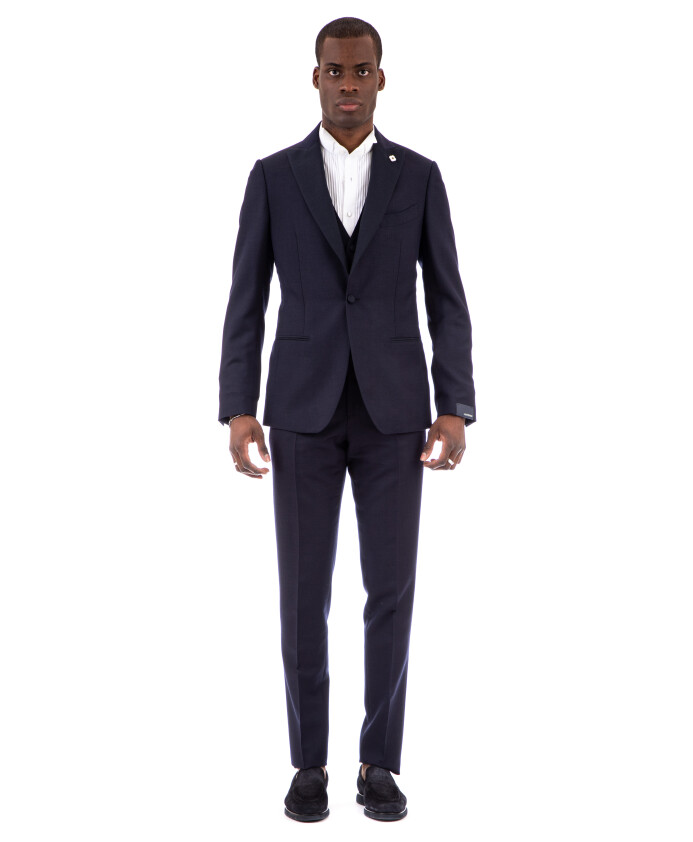 ceremony-suit-with-contrasting-lapels