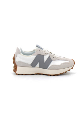 running-shoes-327