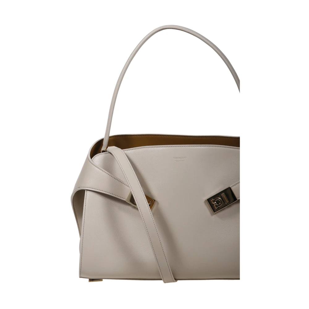Salvatore Ferragamo Stone Burnt Ocra Hug Schoudertas Gray Dames
