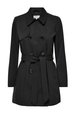 black-button-up-jacket-with-pockets