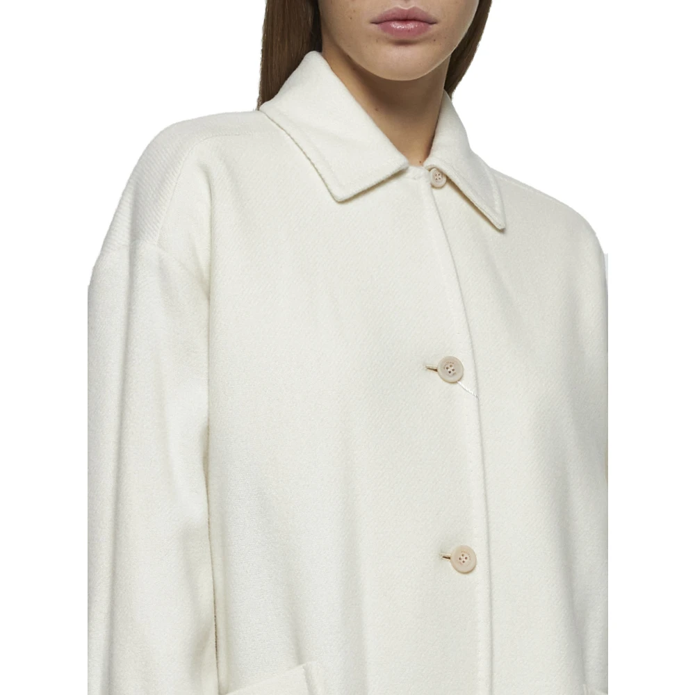 Max Mara Elegante Witte Jas met Puntkraag White Dames