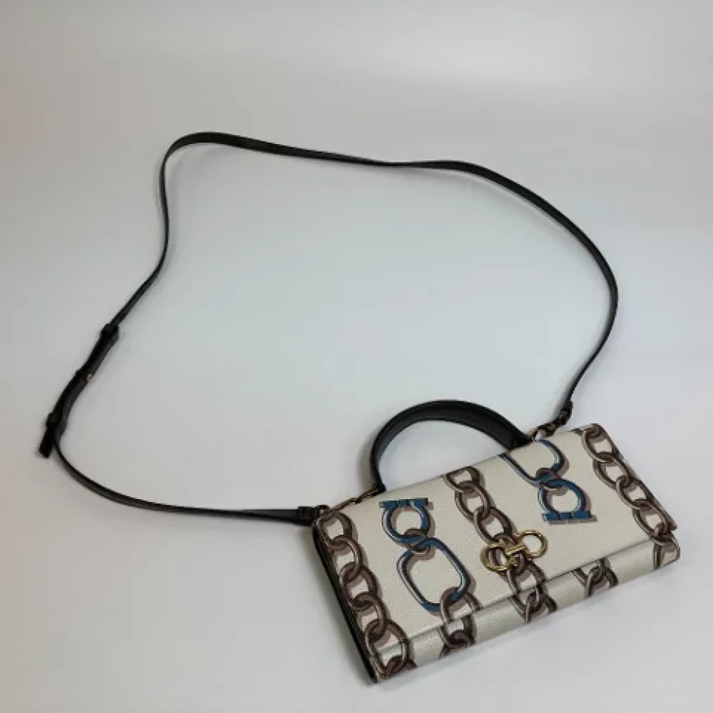 Salvatore Ferragamo Pre-owned Leather handbags White Dames