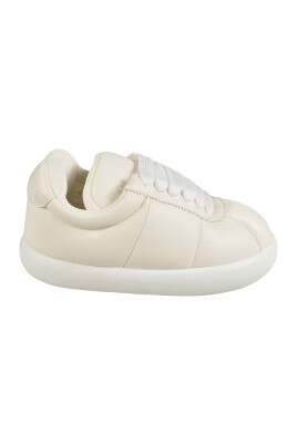 stylish-sneakers-for-men-and-women