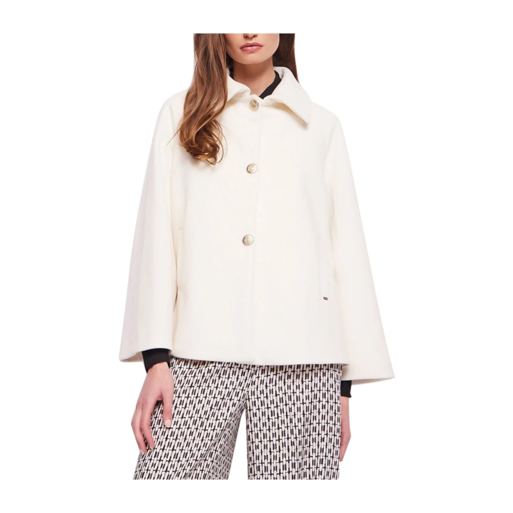 Gaudi Witte Cape Jas met Raglan Mouwen Beige Dames