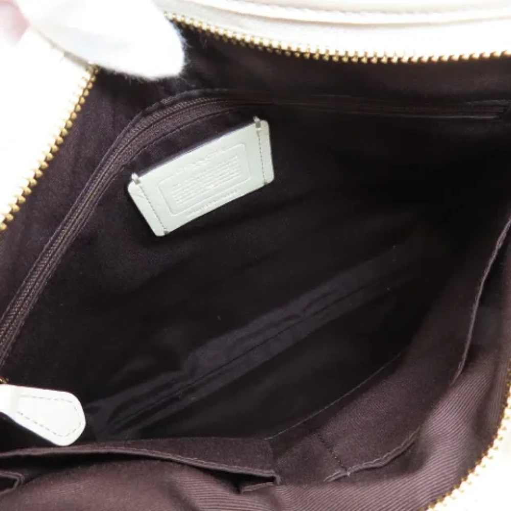 Coach Pre-owned Canvas shoulder-bags Beige Dames