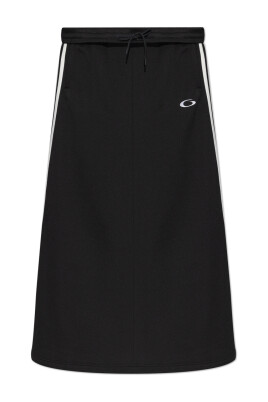 skirt-with-logo