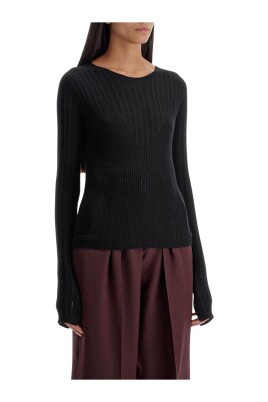 pull-en-laine-cotelee-noir