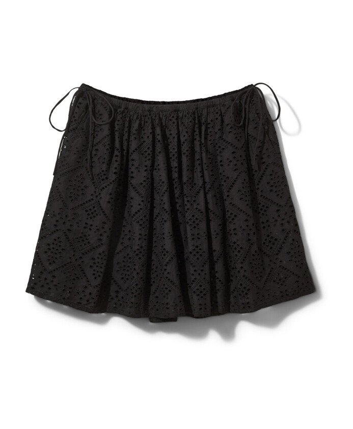 jupe-en-dentelle-noire-style-beausw