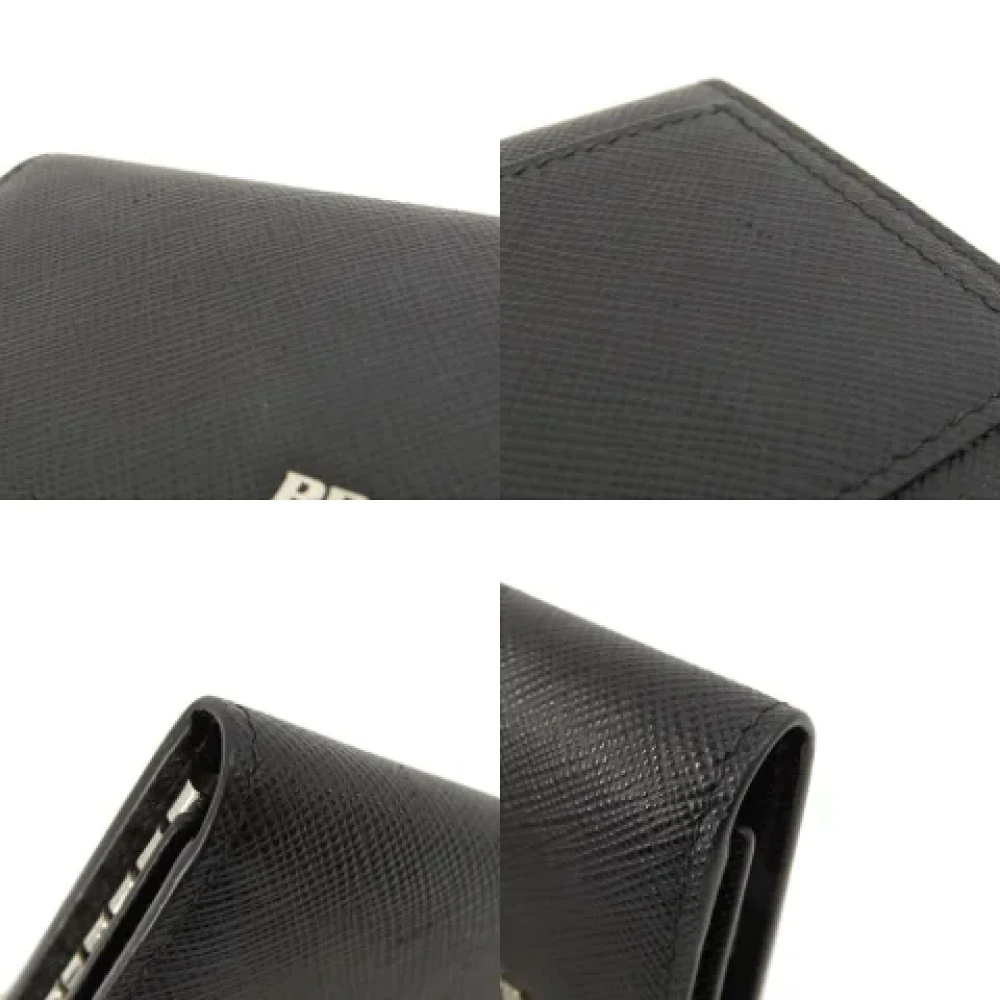 Prada Vintage Pre-owned Leather key-holders Black Dames