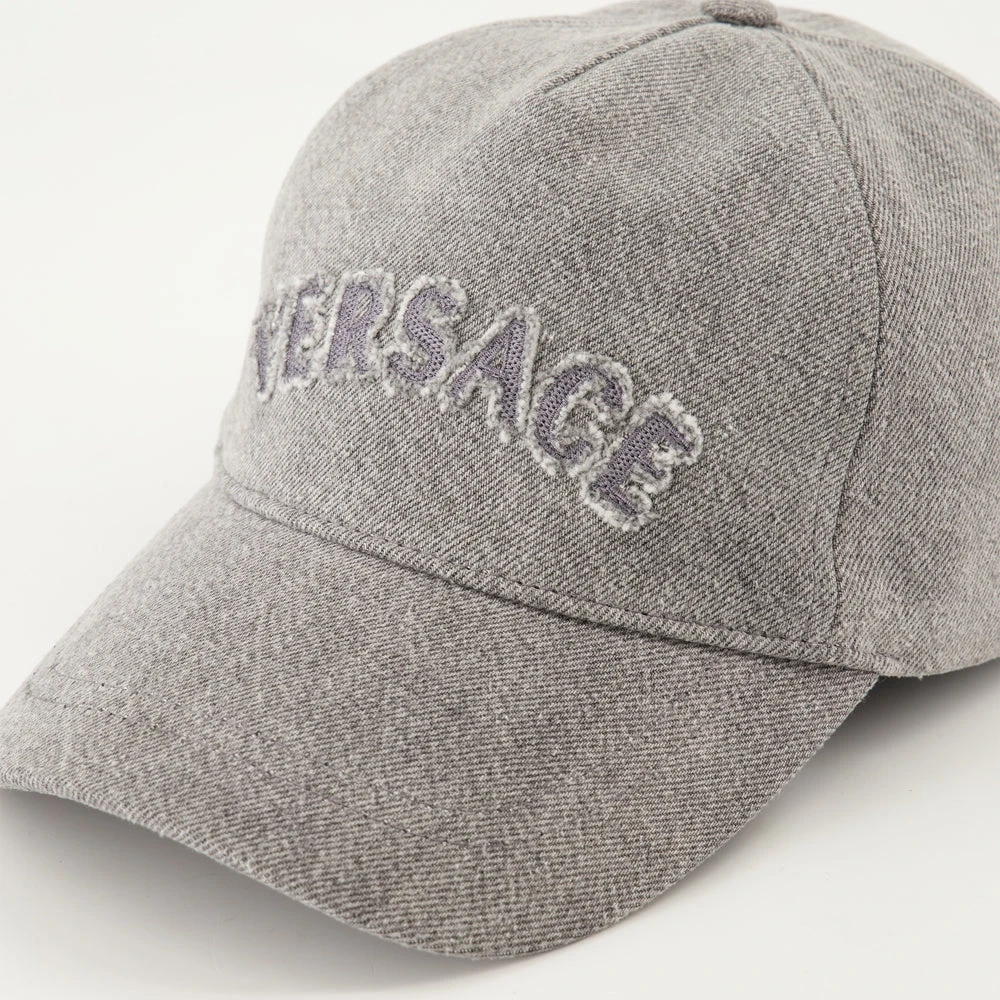 Versace Denim Helm Herfst-Winter 2024 Mannen Collectie Gray Heren