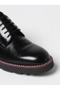 chaussures-brogues-noires-classiques