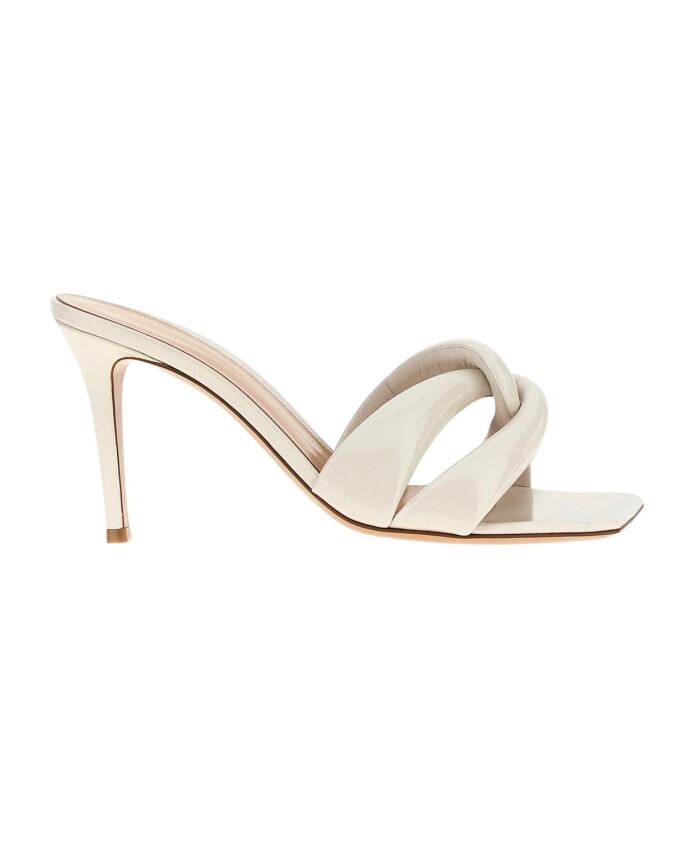 sandales-a-talons-en-cuir-blanc