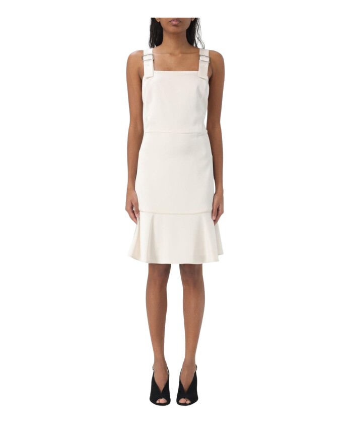 robe-blanche-a-boucle
