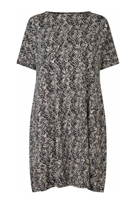 relaxed-tunic-black-short-sleeve