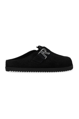 initial-mule-black