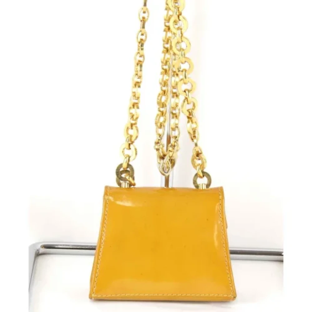 Salvatore Ferragamo Pre-owned Fabric shoulder-bags Orange Dames