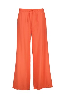orange-isa-byxor