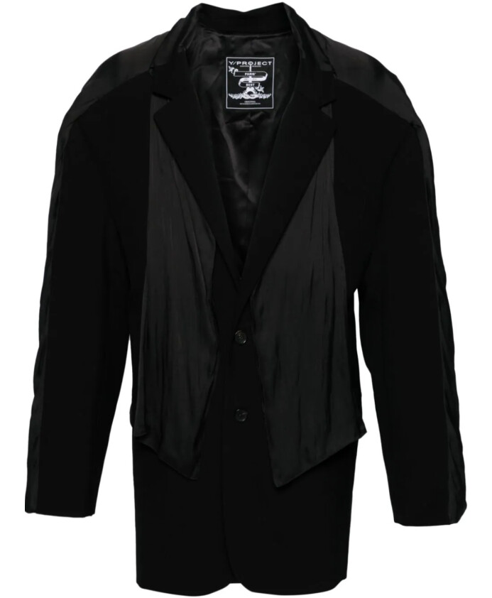 blazer-echarpe-noire-elegant-stylish