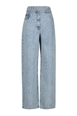 zebra-print-high-waisted-jeans