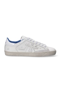 chaussures-elegantes-pour-aventures-en-plein-air