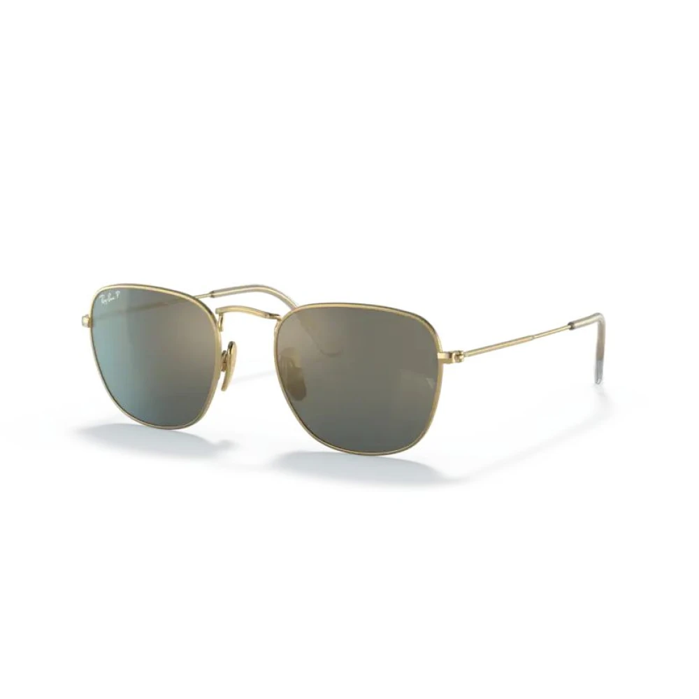 Ray-Ban Unisex Yellow Classic Sunglasses For Everyday Wear