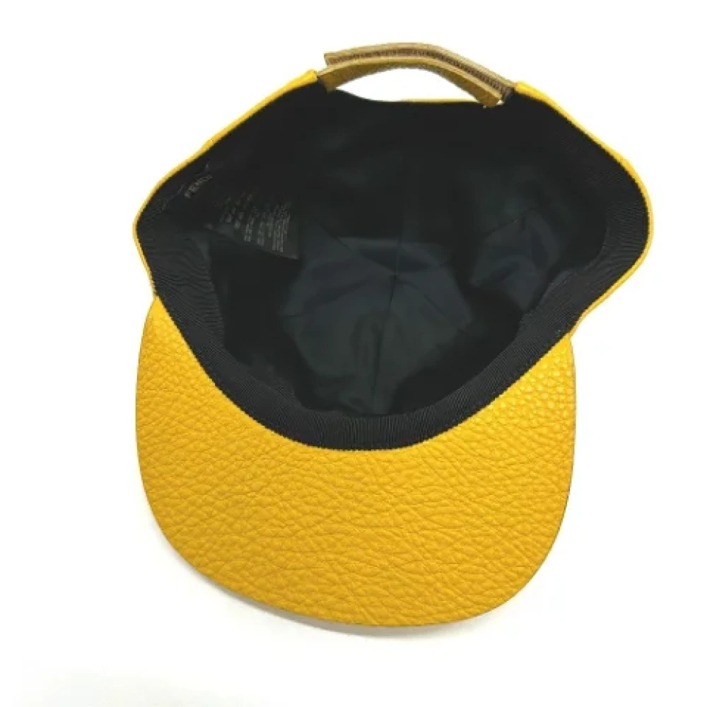 Fendi Vintage Pre-owned Leather hats Yellow Heren
