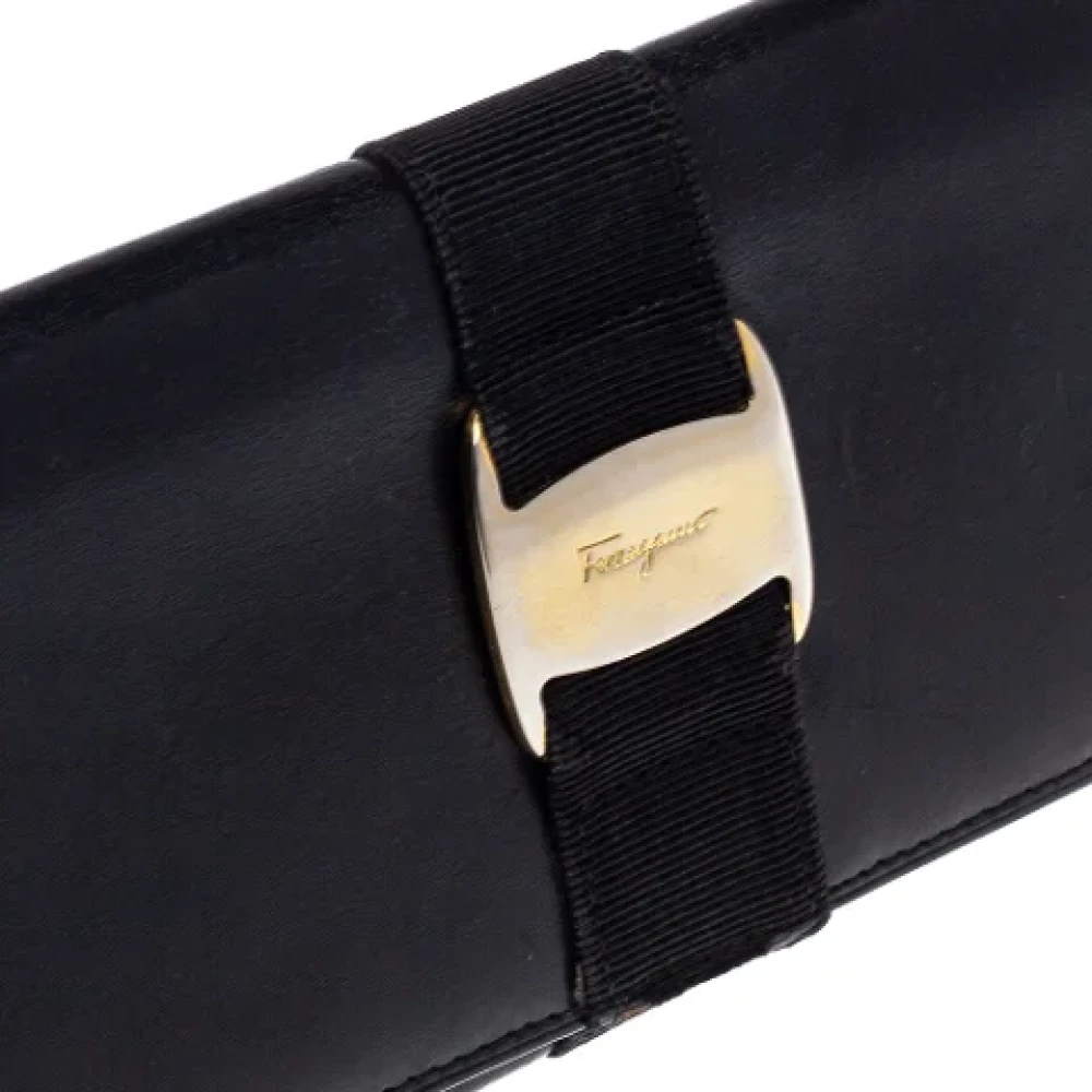 Salvatore Ferragamo Pre-owned Leather wallets Black Dames