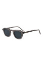 lunettes-de-soleil-a-la-mode-pour-un-style-elegant