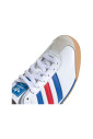 sneakers-blanc-andamp-bleu-inspires-du-retro