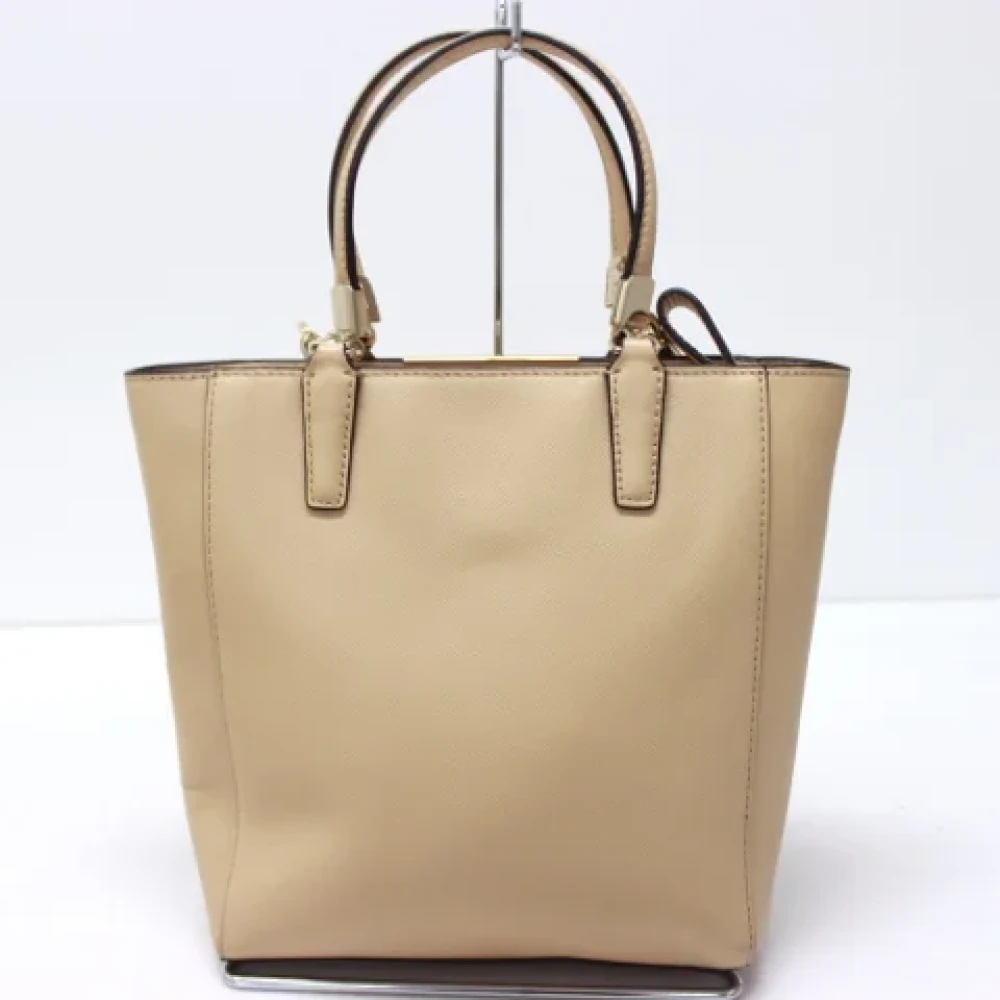 Coach Pre-owned Leather handbags Beige Dames