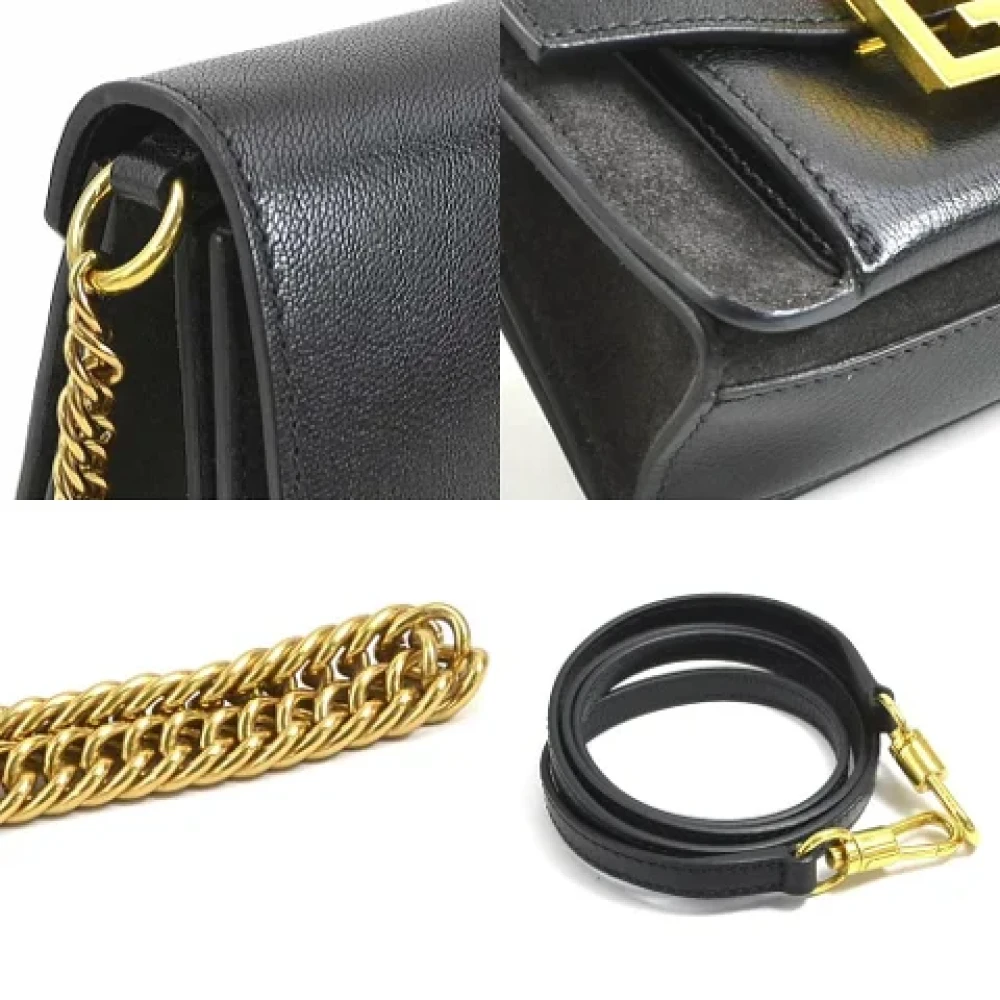 Givenchy Pre-owned Leather shoulder-bags Black Dames