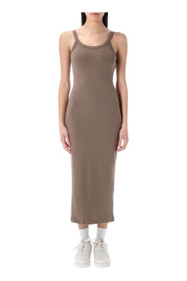 brown-v-neck-sleeveless-dress