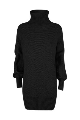 checkered-ribbed-turtleneck-dress