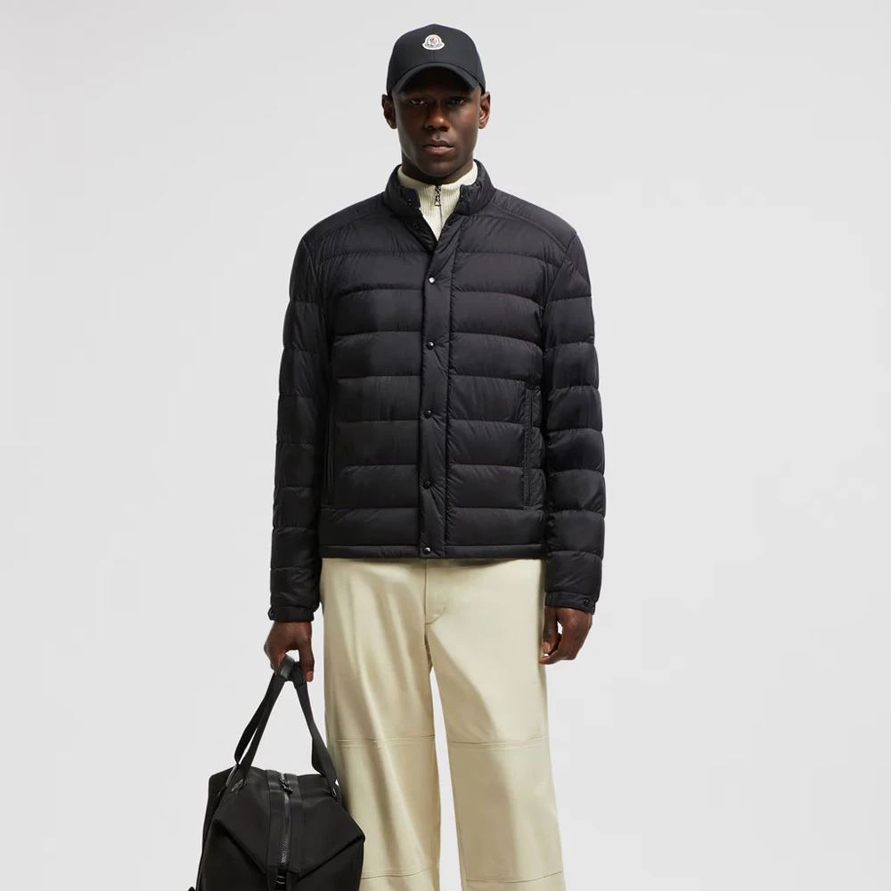 Moncler Klassieke Zwarte Donsjas met Rits Black Heren