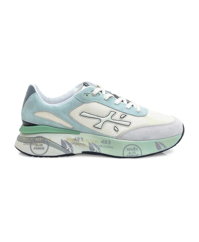 sneakers-bleues-avec-semelle-pebax
