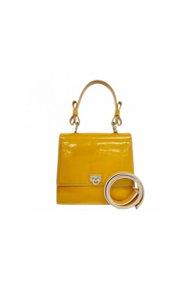 pre-owned-fabric-handbags