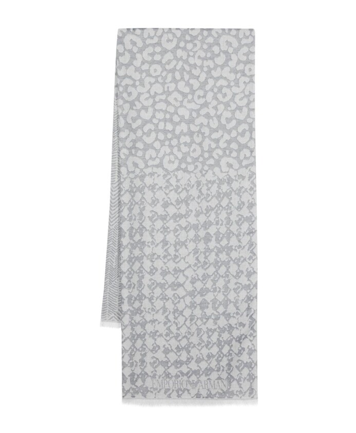 echarpe-en-viscose-avec-bords-effiloches